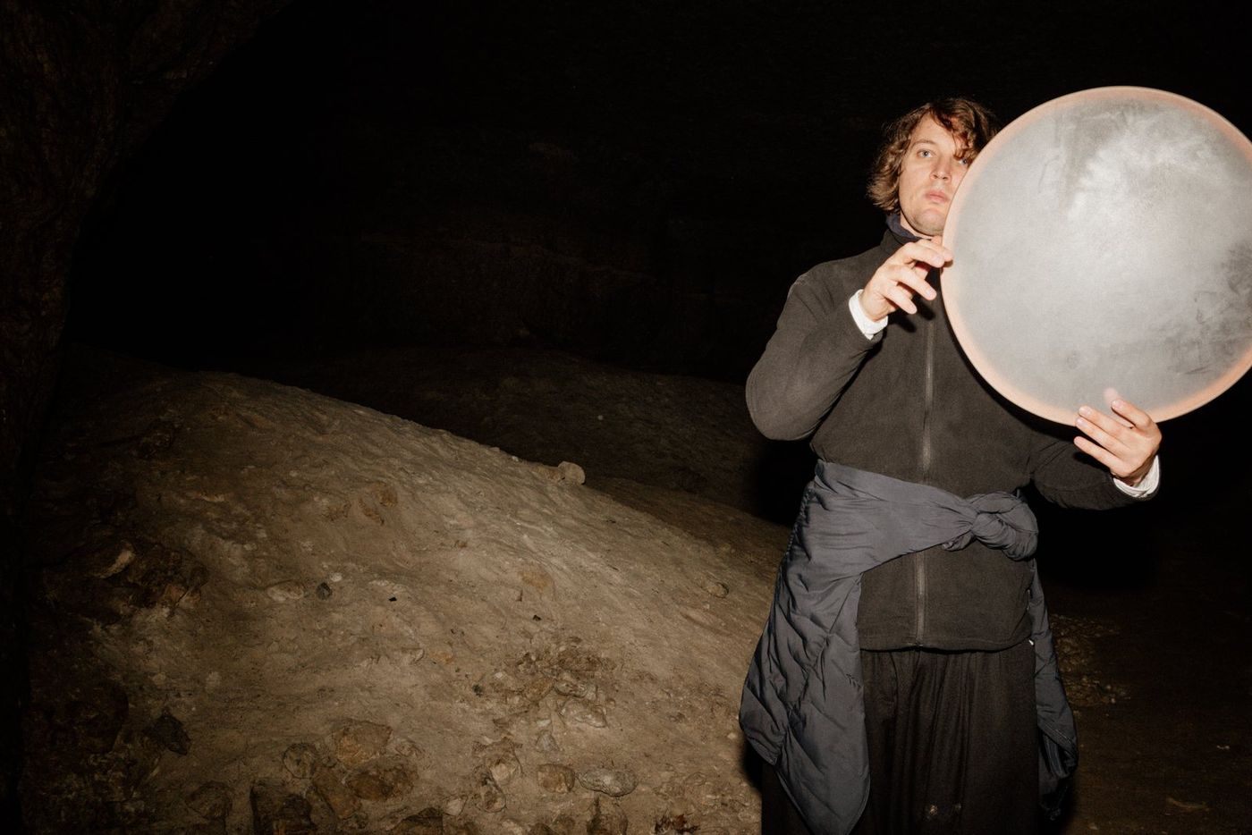 “Ak Tash” — Erik Markovsky with a frame drum in the Yuryevskaya Cave