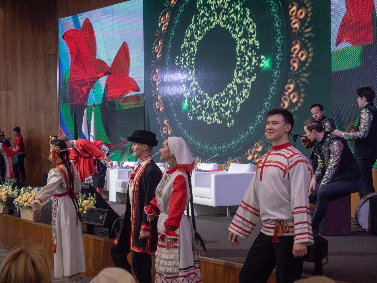 Live music at the plenary session